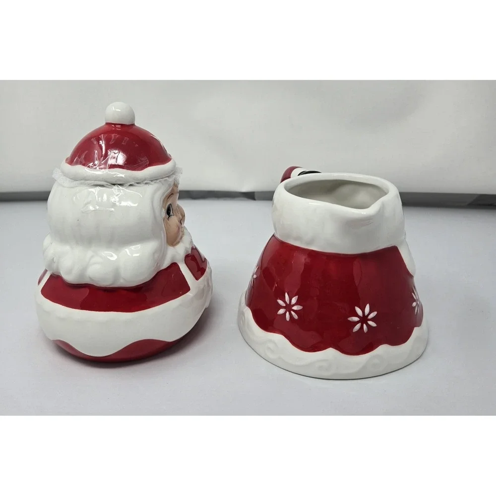 JOHANNA PARKER CARNIVAL COTTAGE SANTA & MRS CLAUS‎ CHRISTMAS CREAM SUGAR CREAMER